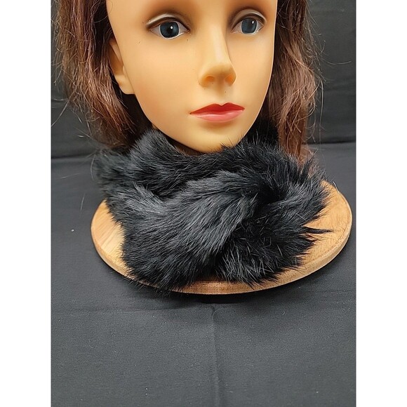 Womens Elegant Black Rabbit Fur Neck Warmer Infinity Scarf One Size - Picture 1 of 6